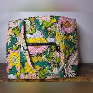 New Without Tag Vera Bradley Original Cotton Vera Tote in Bloom Bloom Green